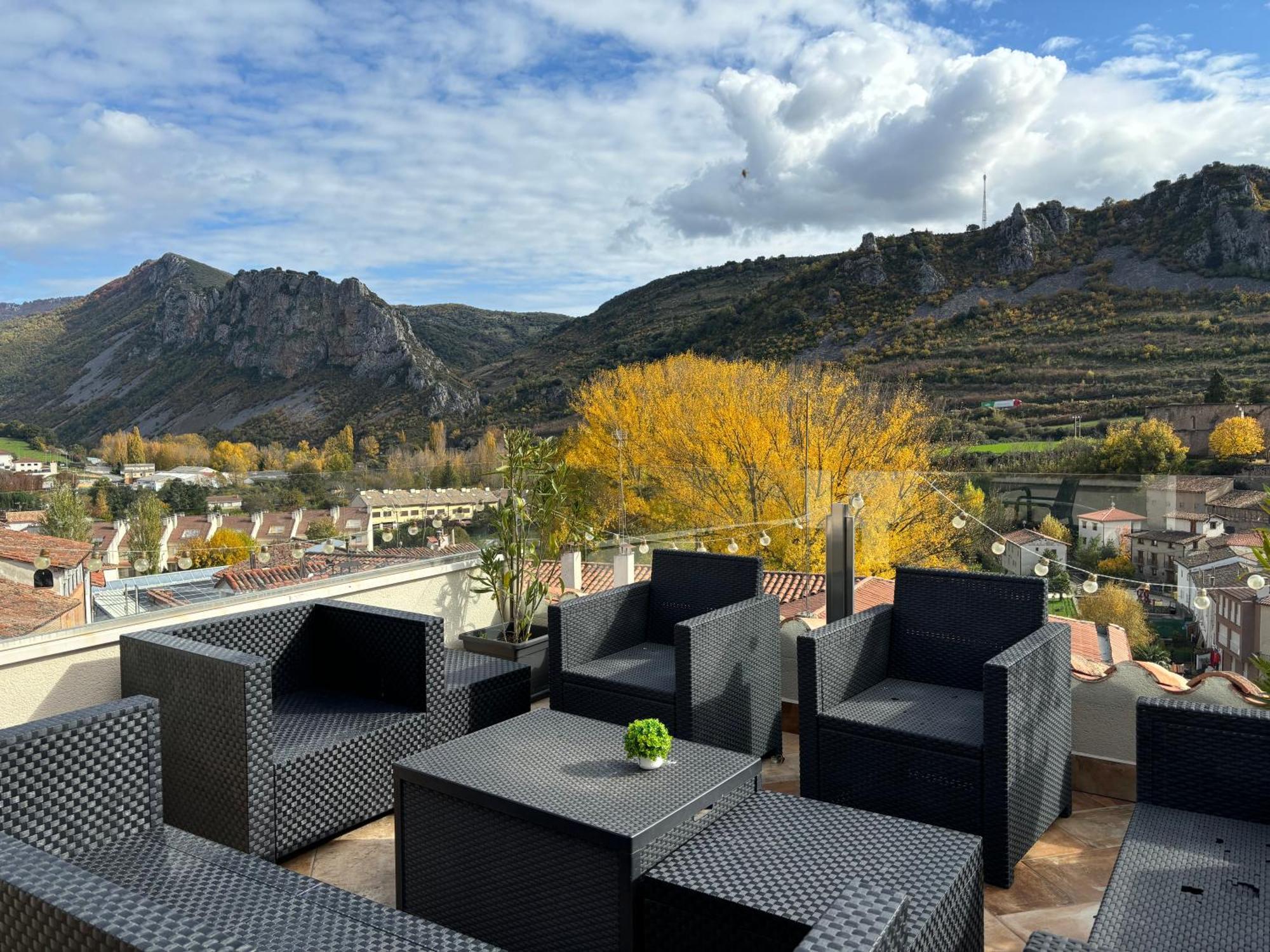 El Mirador De Mati Villa Torrecilla en Cameros Bagian luar foto